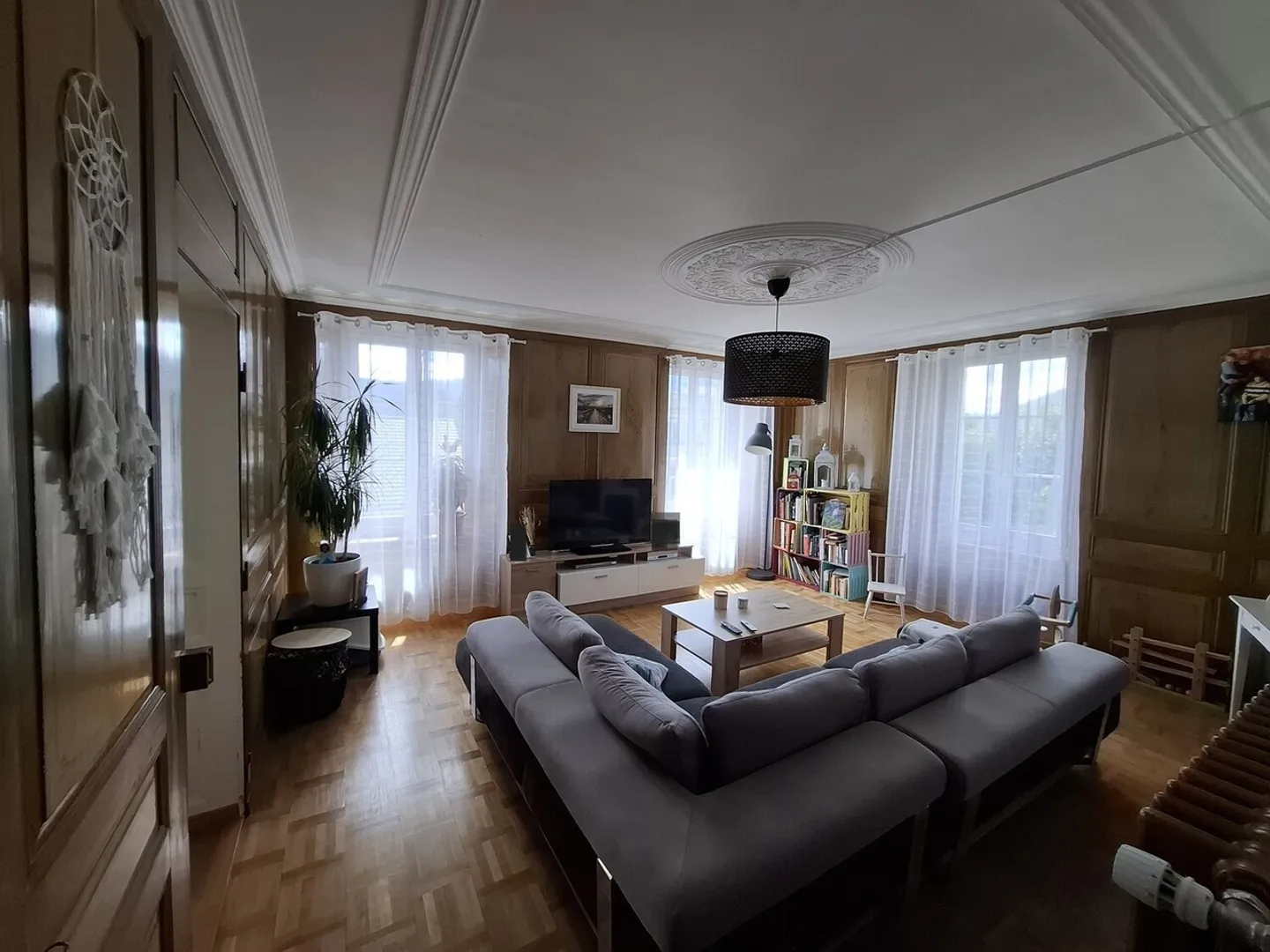 Appt de 7 pièces au 1er étage avec balcon &amp;  jardin en commun - Photo 4 sur 12