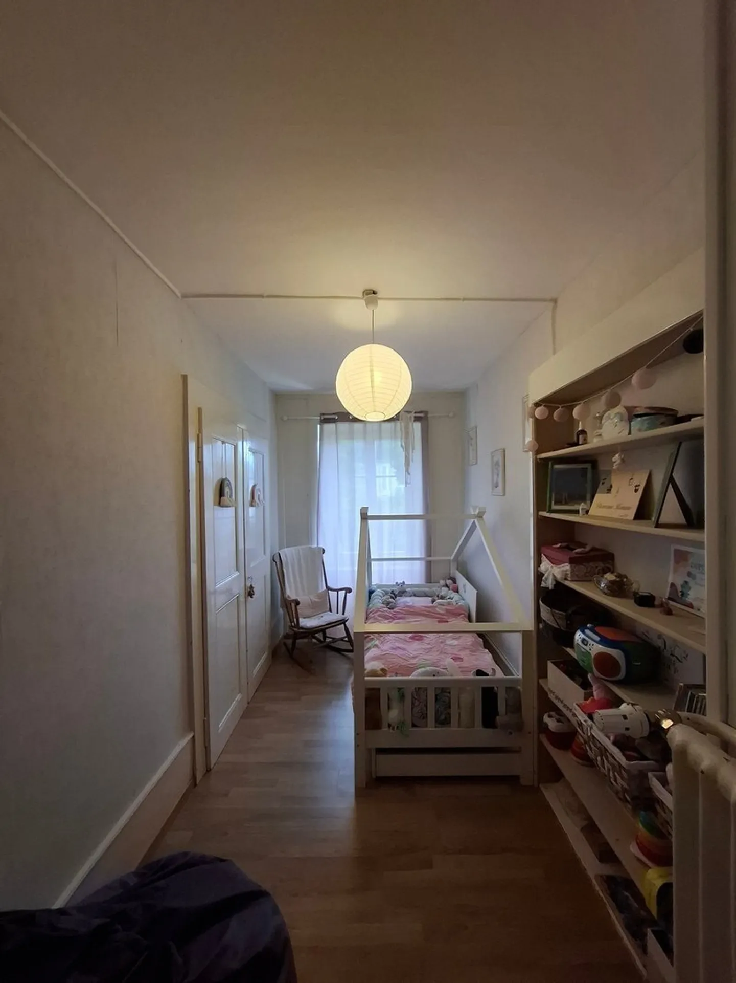 Appt de 7 pièces au 1er étage avec balcon &amp;  jardin en commun - Photo 6 sur 12