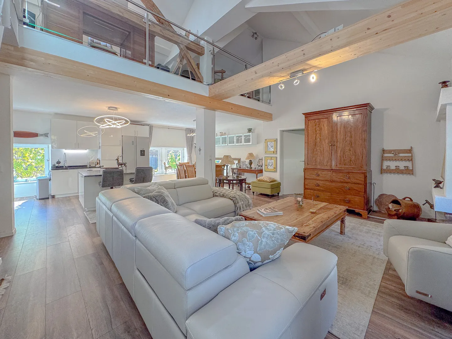 Magnifique maison mitoyenne rénovée en PPE Garage, jardin et terrasse - Foto 9 di 13