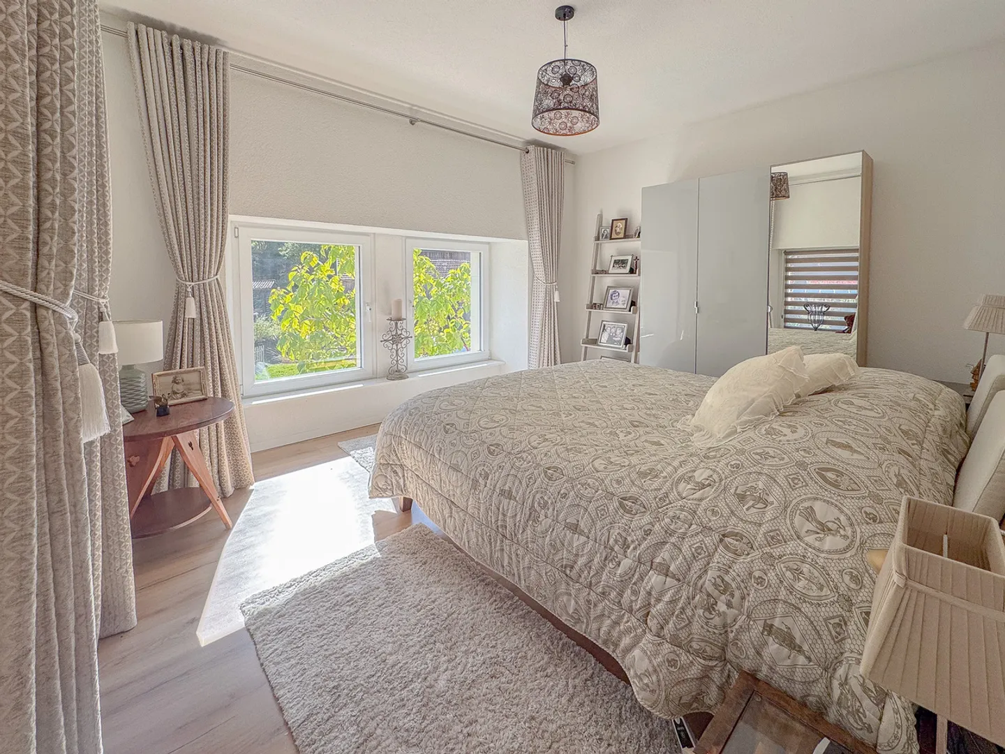 Magnifique maison mitoyenne rénovée en PPE Garage, jardin et terrasse - Foto 12 di 13