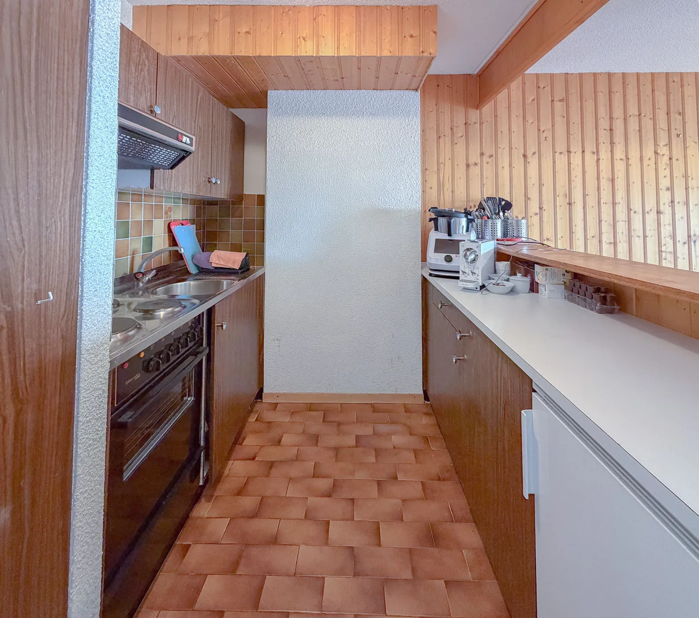 Geräumige PPE-Wohnung im Erdgeschoss mit Terrasse und Alcove - Foto 7 von 13