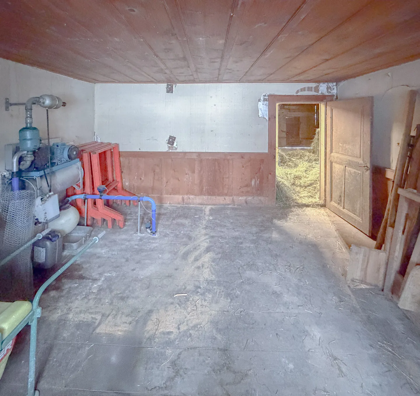 Fienile da ristrutturare con possibilità di creare più appartamenti - Foto 7 di 10