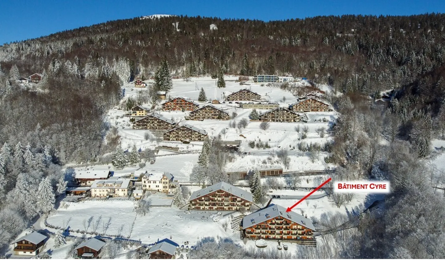 Appartamento al piano terra di 2,5 locali con balcone e vista magnifica - Foto 2 di 13