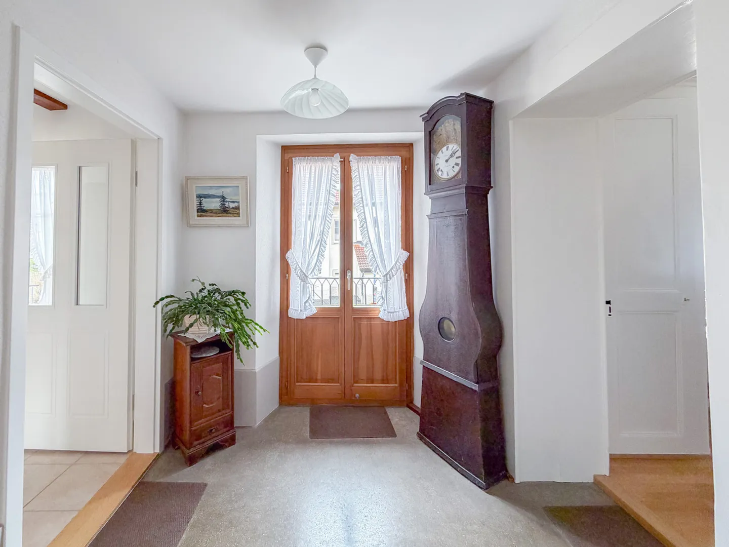 Casa familiare con garage nel cuore di Fleurier - Foto 6 di 13