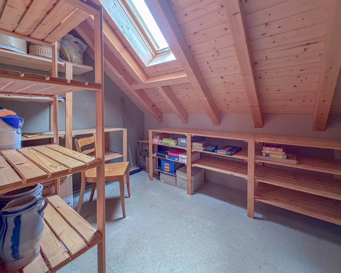 Casa familiare con garage nel cuore di Fleurier - Foto 13 di 13