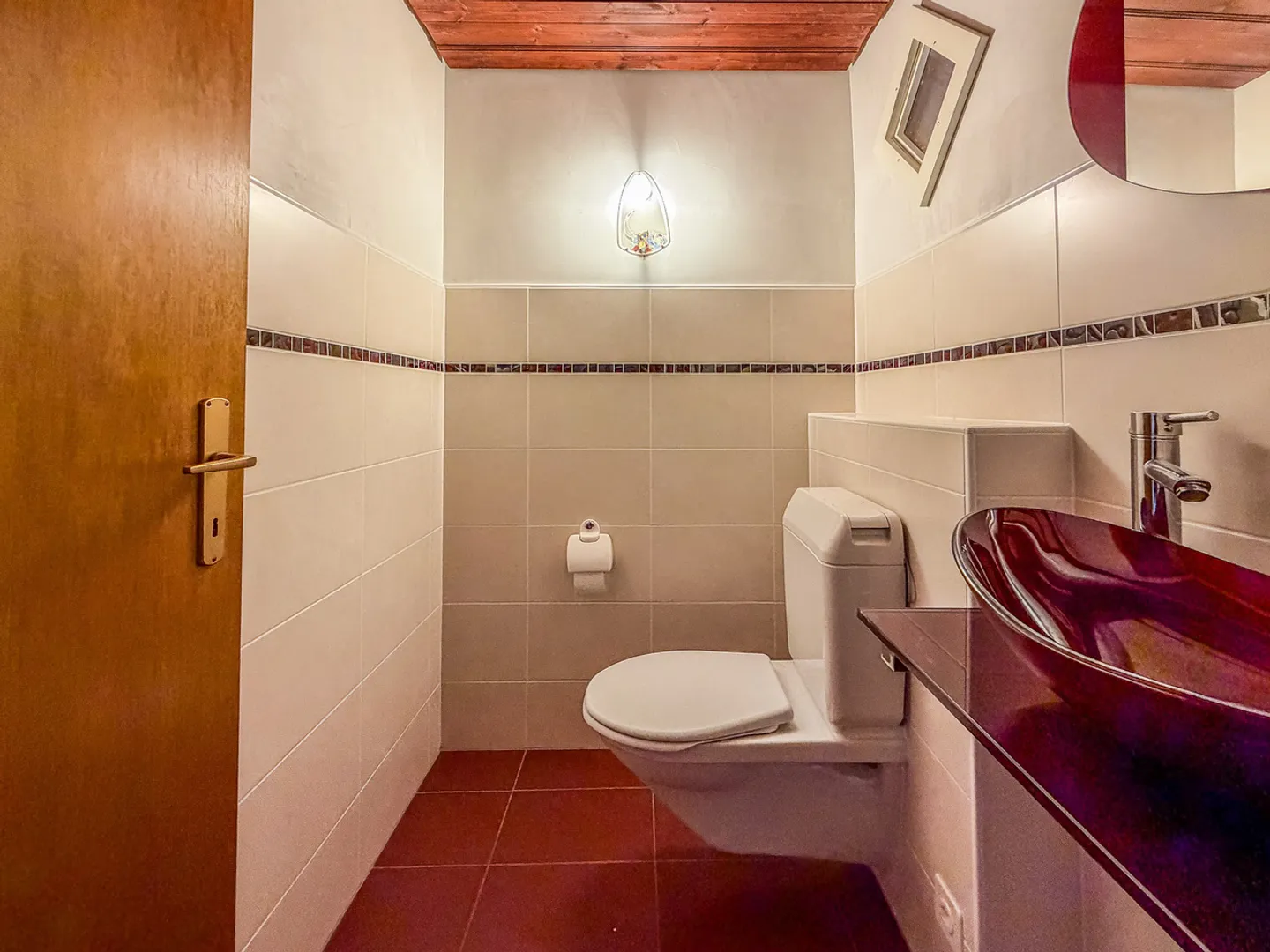 Semi-detached house with 2 apartments, 2 garages, large garden and terrace - Photo 12 of 13