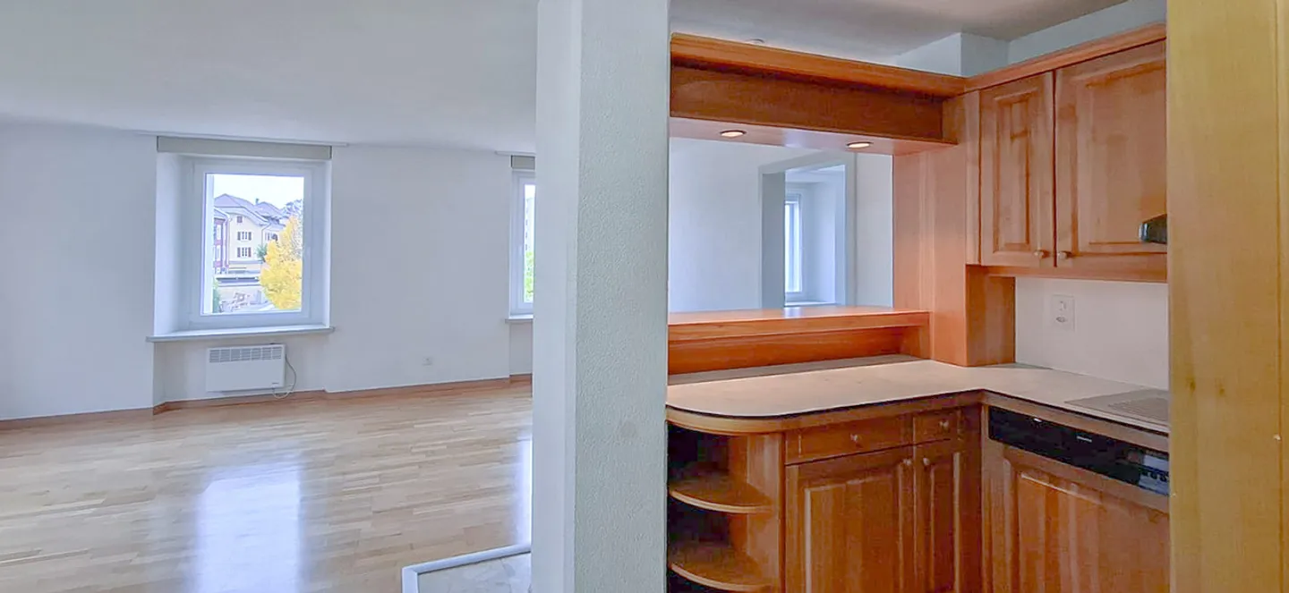 Fleurier Appartement lumineux PPE de 3.5 pièces Avec ascenseur - Foto 6 von 13