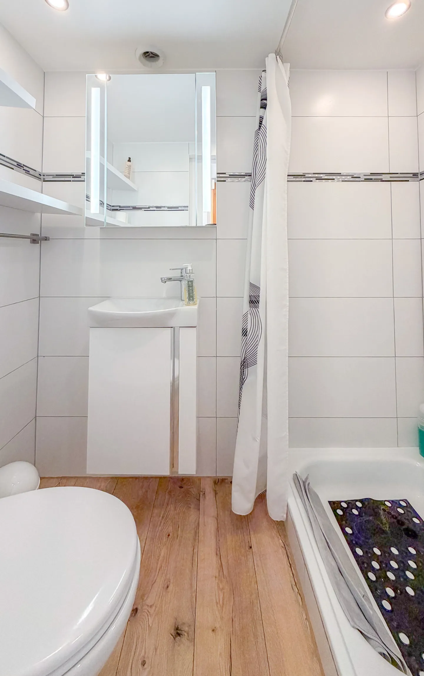 Studio PPE ristrutturato di 30 m2 con balcone esposto a sud - Foto 8 di 12