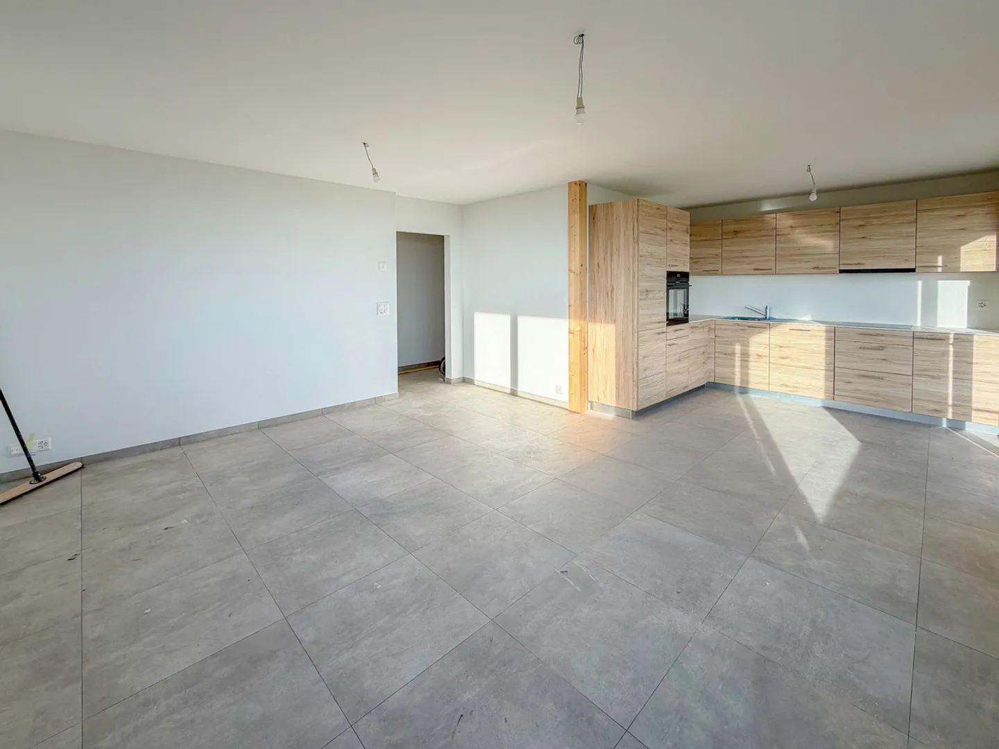 Appt neuf de 2.5 pces - 1er étage Magnifique vue sur les Alpes - Photo 3 of 13