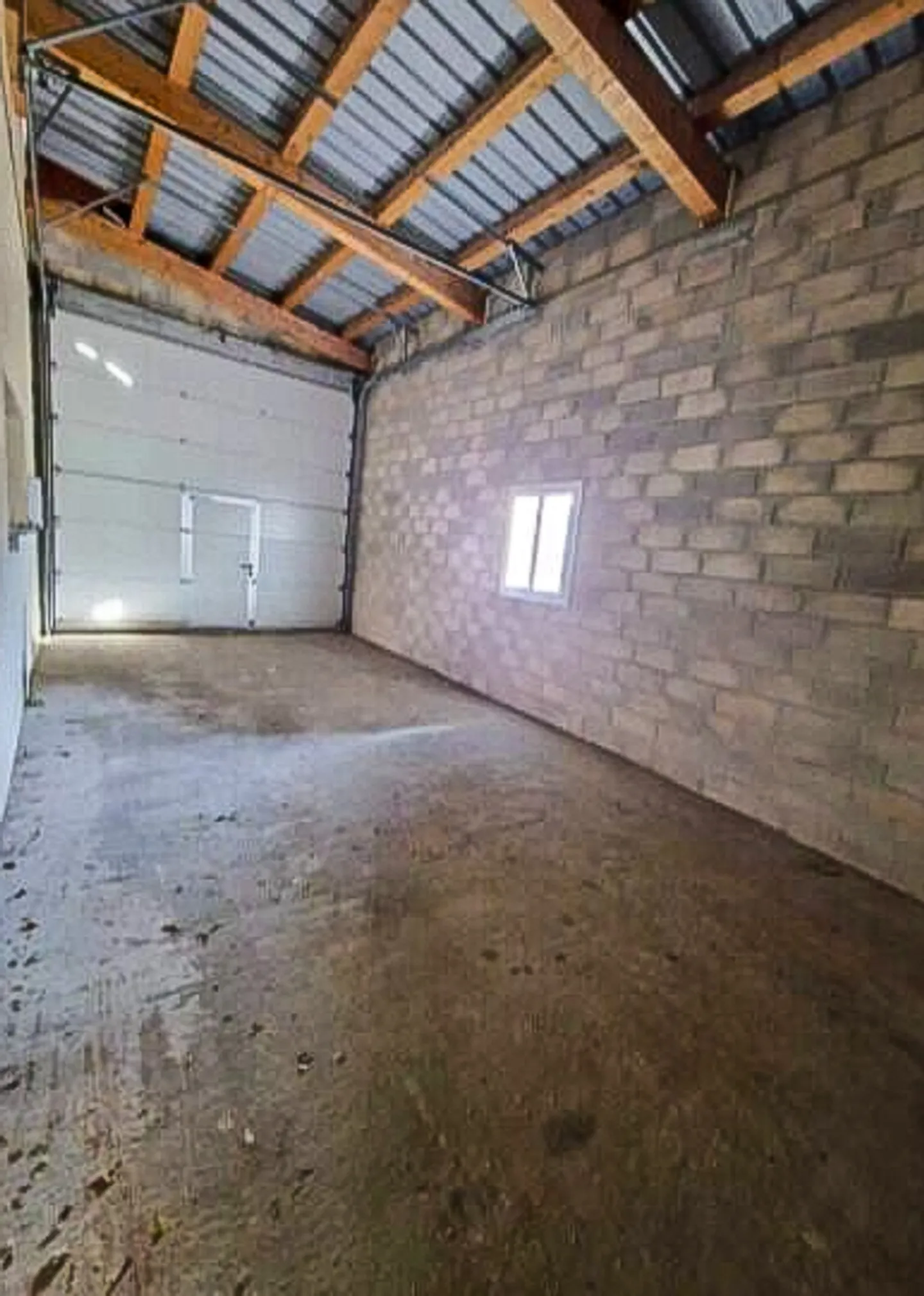 Deposit / garage of approx. 42 m² - Photo 4 of 6