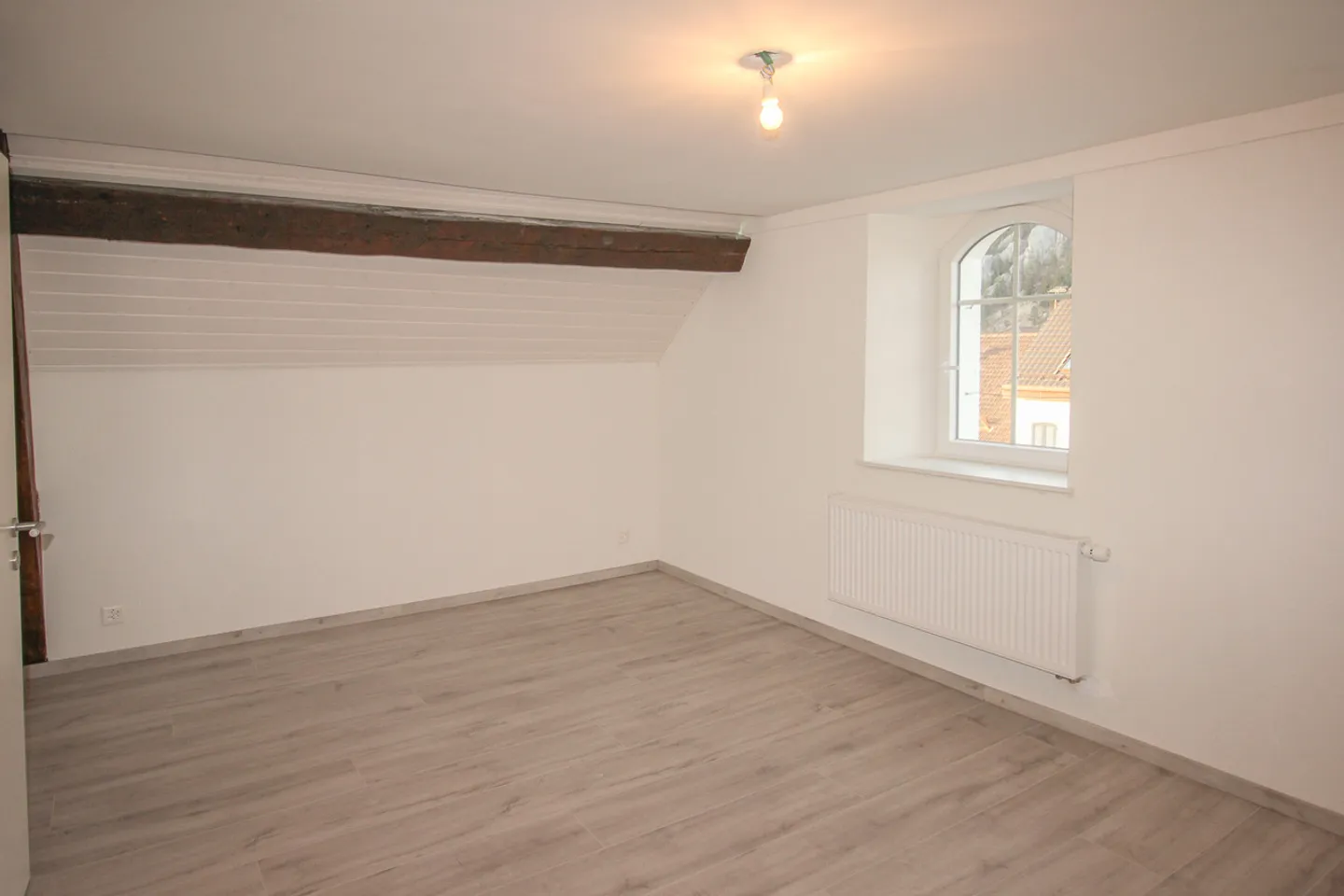 Charmant Appartement sous Combles - Photo 4 sur 11