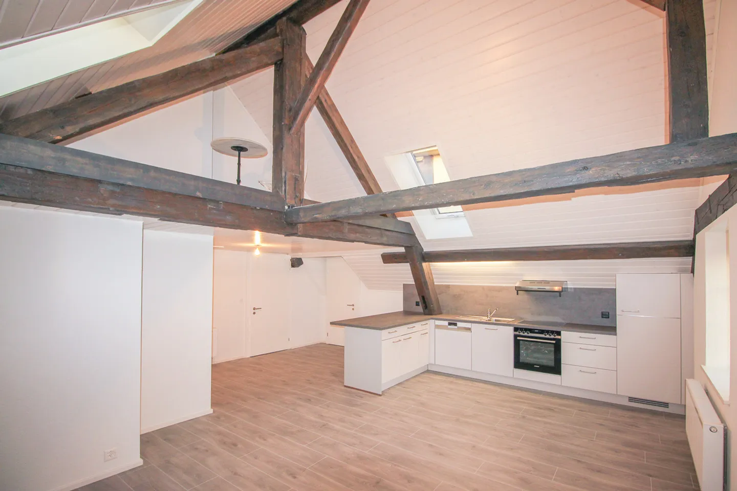 Charmant Appartement sous Combles - Photo 2 sur 11