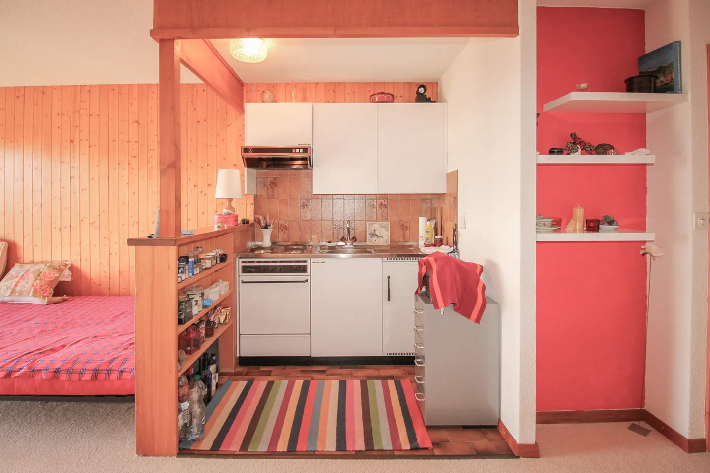 Studio on the ground floor with private terrace and magnificent view of the Alps - Photo 4 of 10