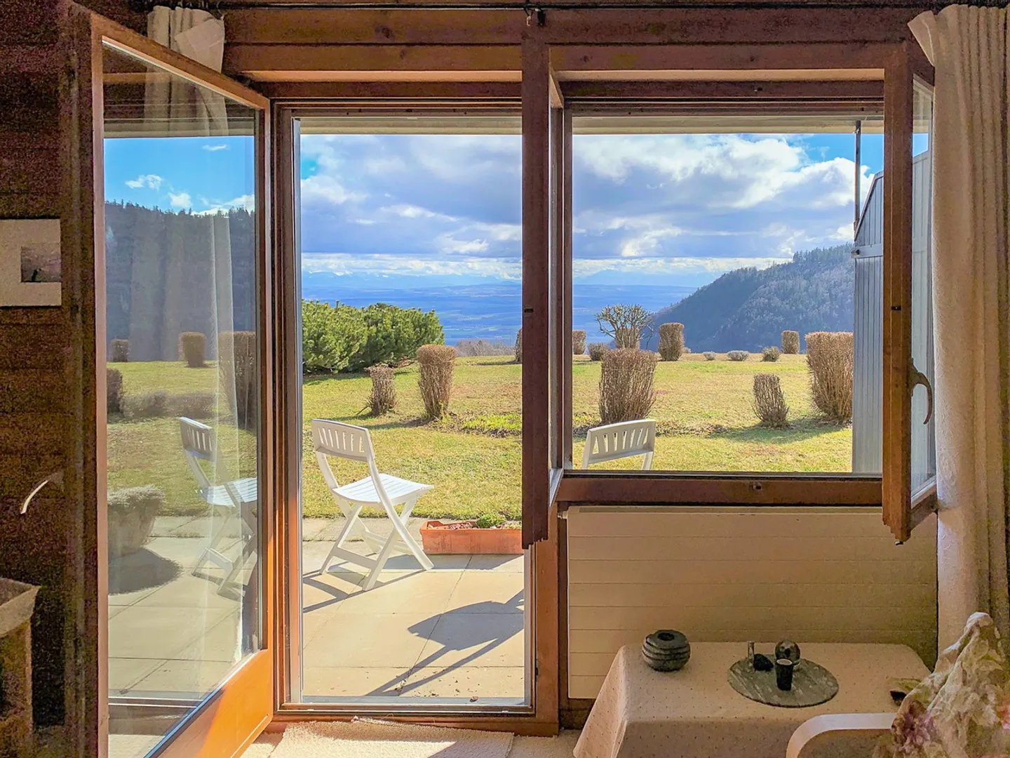 Studio on the ground floor with private terrace and magnificent view of the Alps - Photo 6 of 10