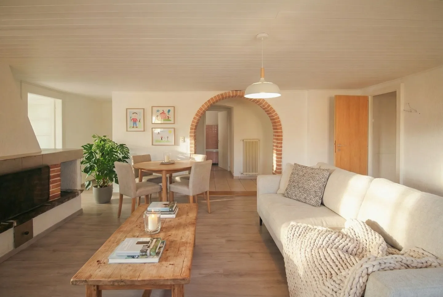 Appartement de 5 pièces avec jardin en commun Garage en sus - Photo 1 of 12