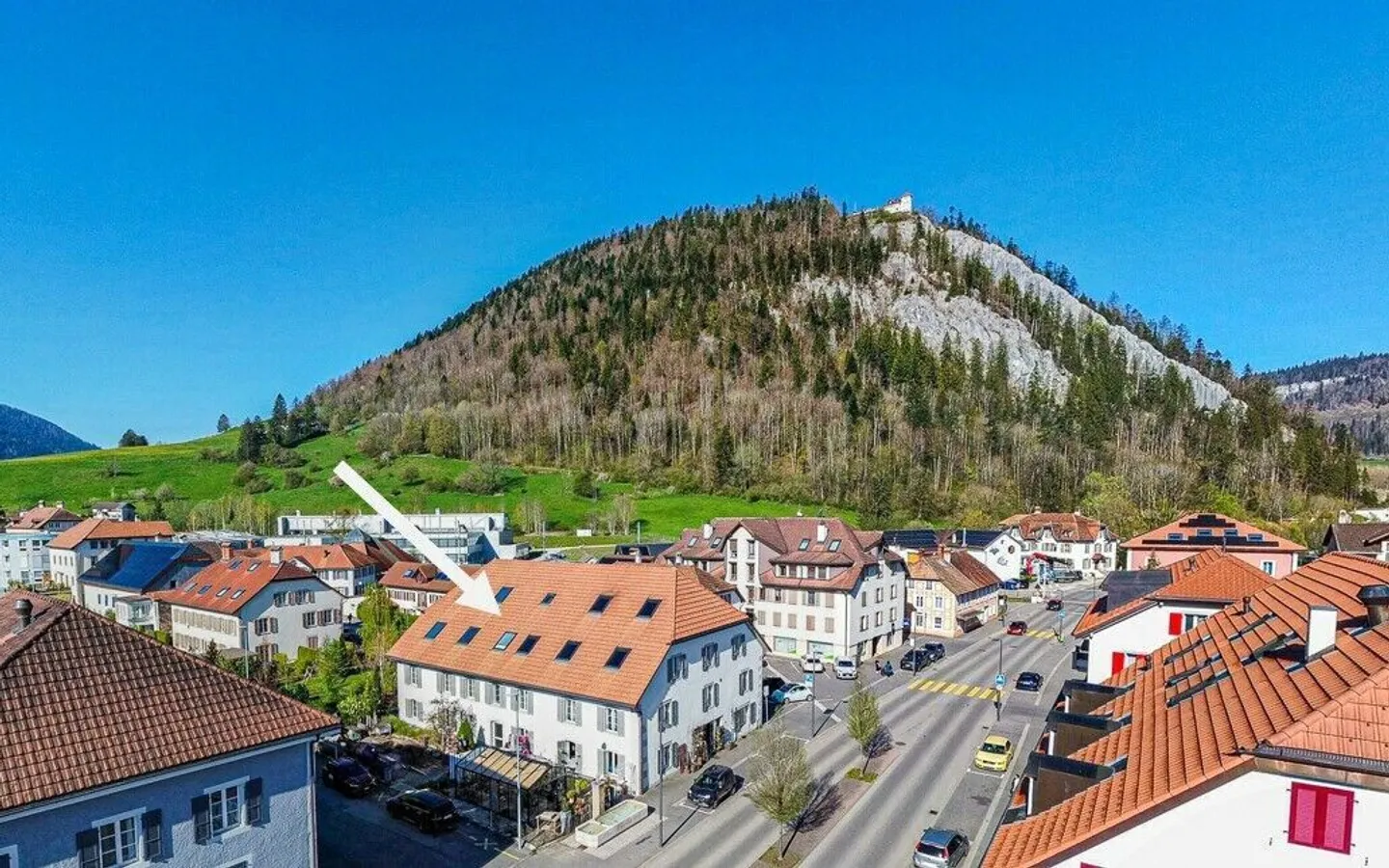 Magnifico duplex di 4.5 stanze nel cuore di Fleurier - Foto 9 di 11