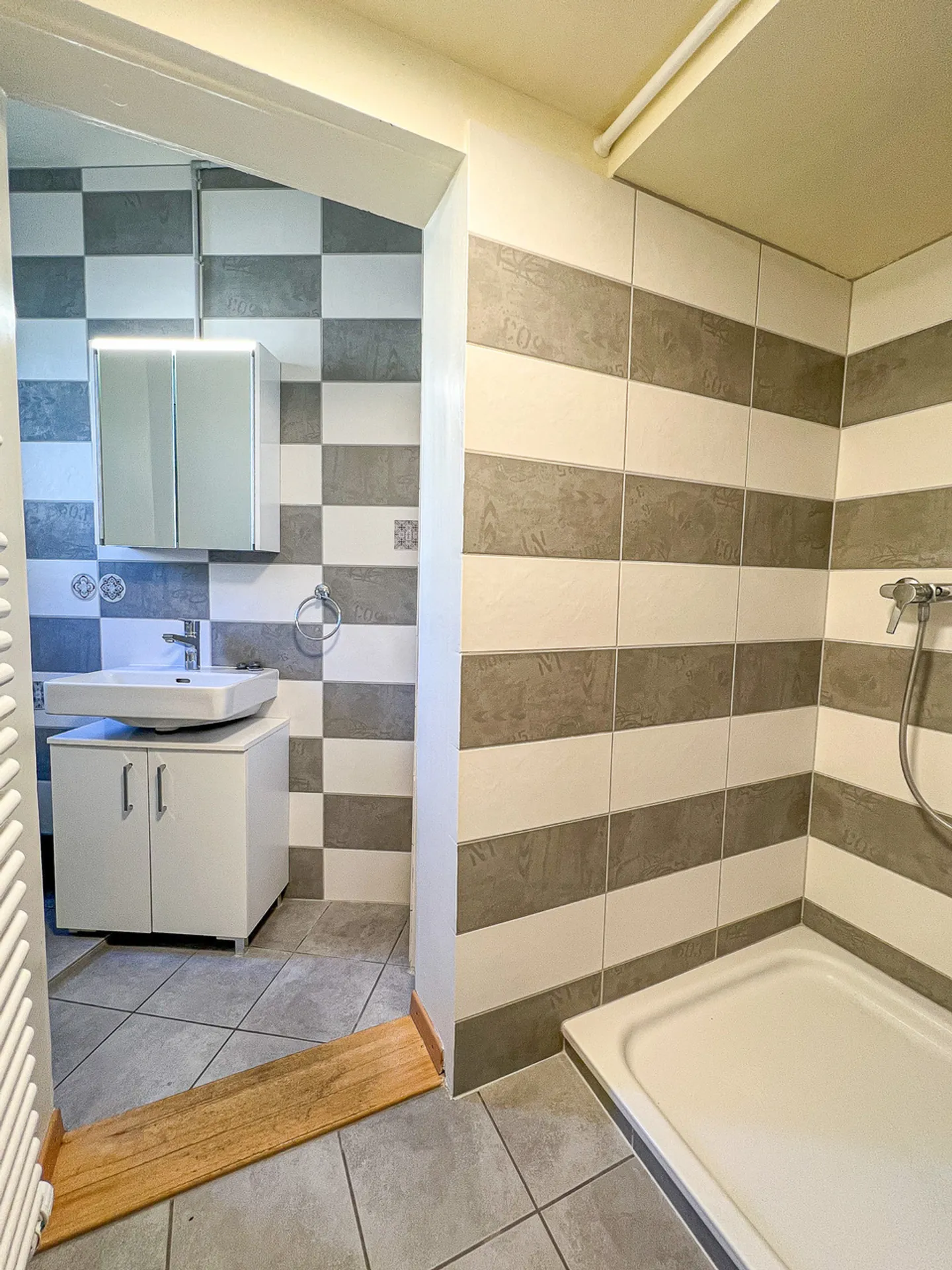Appartement de 3 pièces avec grande terrasse d'env. 25 m2 - Foto 7 di 11