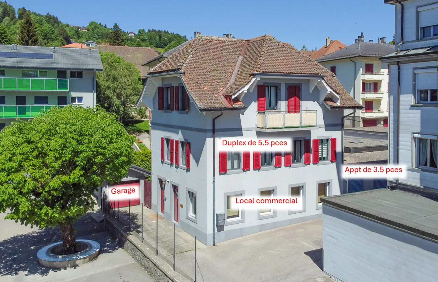 Casa con 2 appartamenti, 1 spazio commerciale e 1 garage a Ste-Croix - Foto 2 di 13