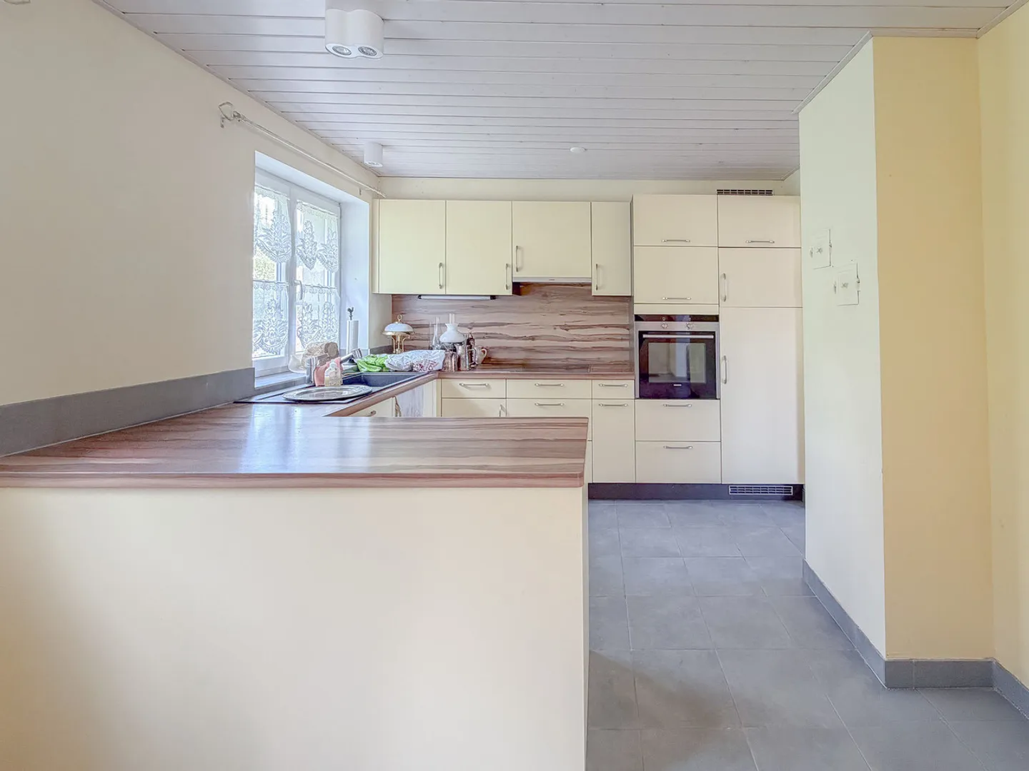 Maison mitoyenne avec jardin - Photo 8 sur 13