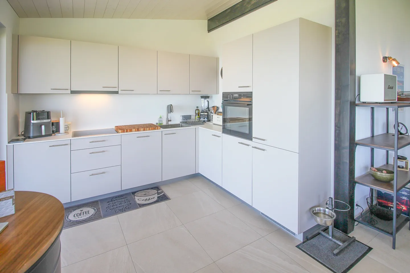 Appartement Charmant avec Vue Alpestre - Photo 5 sur 13