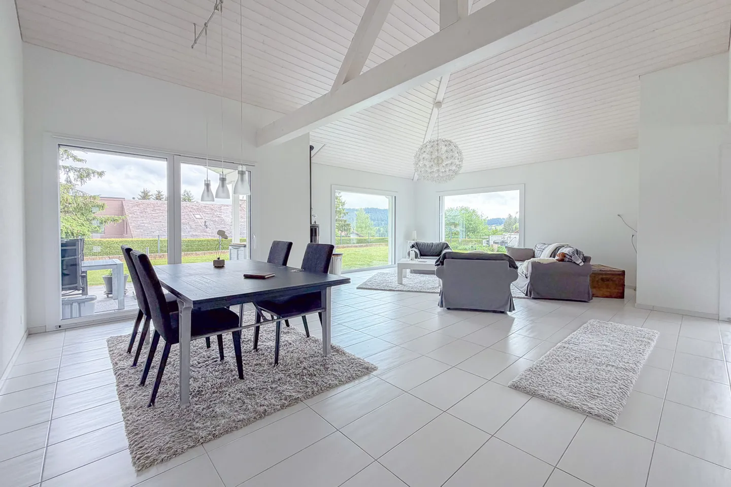 Magnificent 3.5-room detached house, double garage and garden - Photo 3 of 13