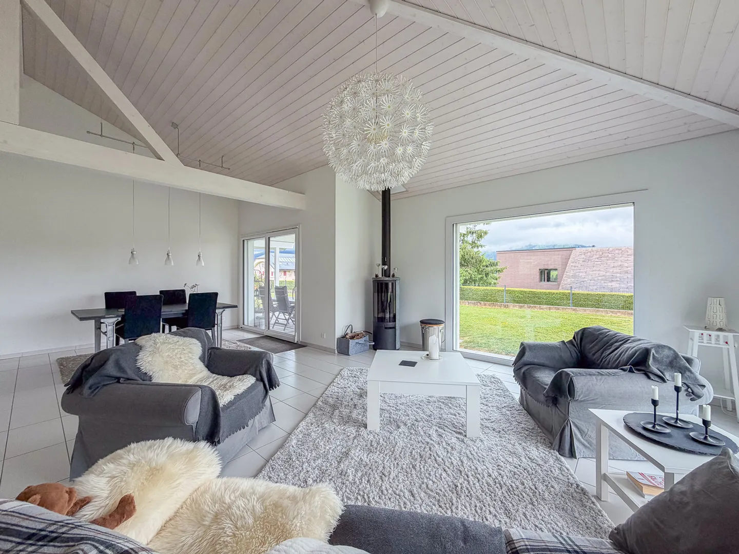 Magnificent 3.5-room detached house, double garage and garden - Photo 8 of 13