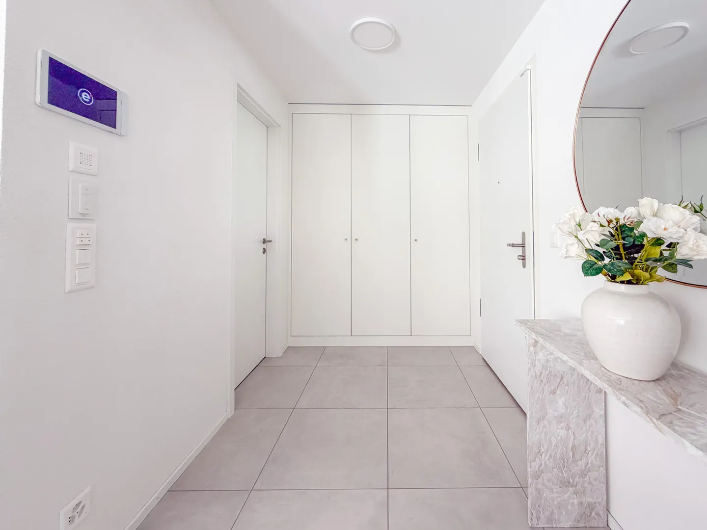 2.5-room apartment on the ground floor with large garden and terrace - Photo 8 of 13