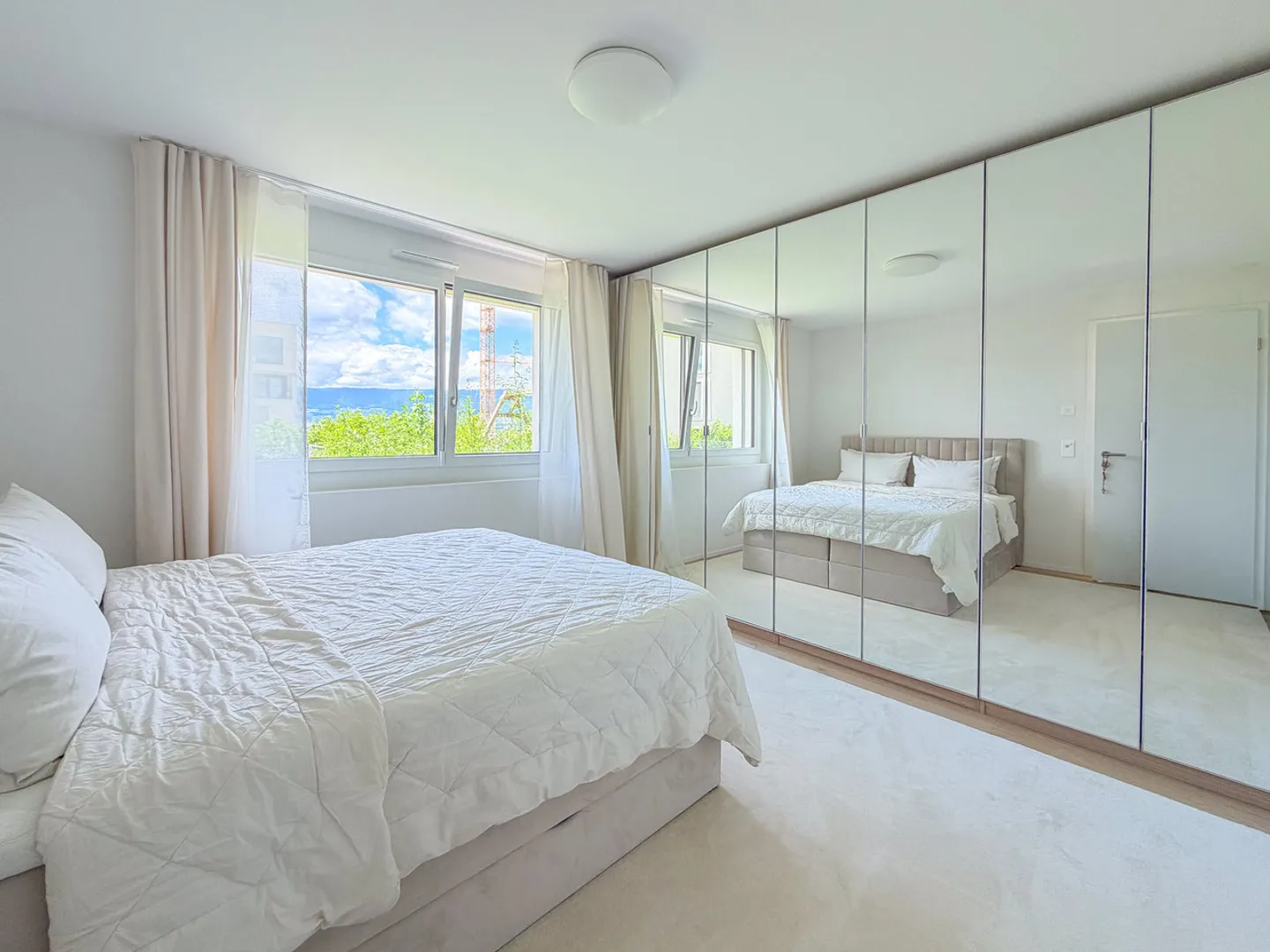 2.5-room apartment on the ground floor with large garden and terrace - Photo 7 of 13