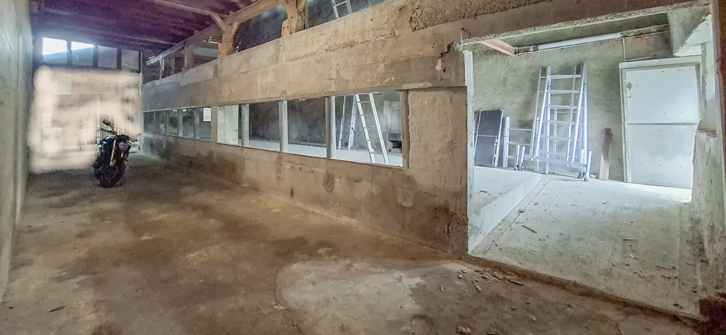 Storage Barn No. 16, approx. 140 m2 - Photo 5 of 7
