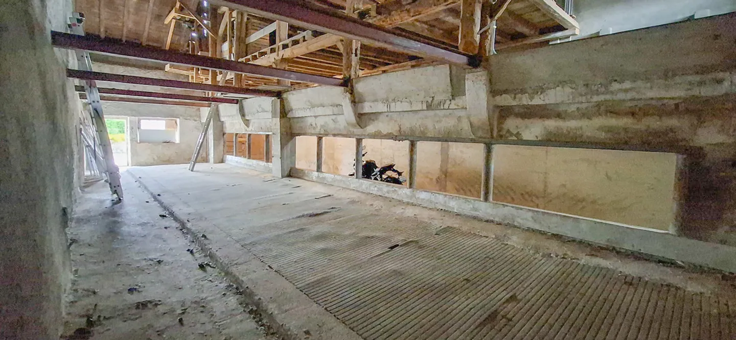 Storage Barn No. 16, approx. 140 m2 - Photo 2 of 7