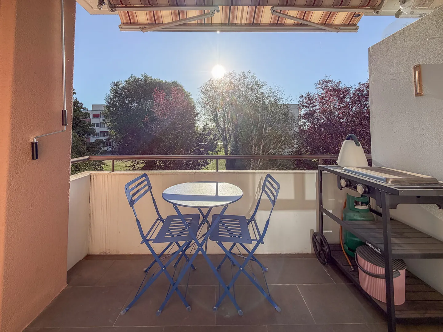 Incantevole appartamento di 4,5 stanze con balcone - Foto 8 di 13