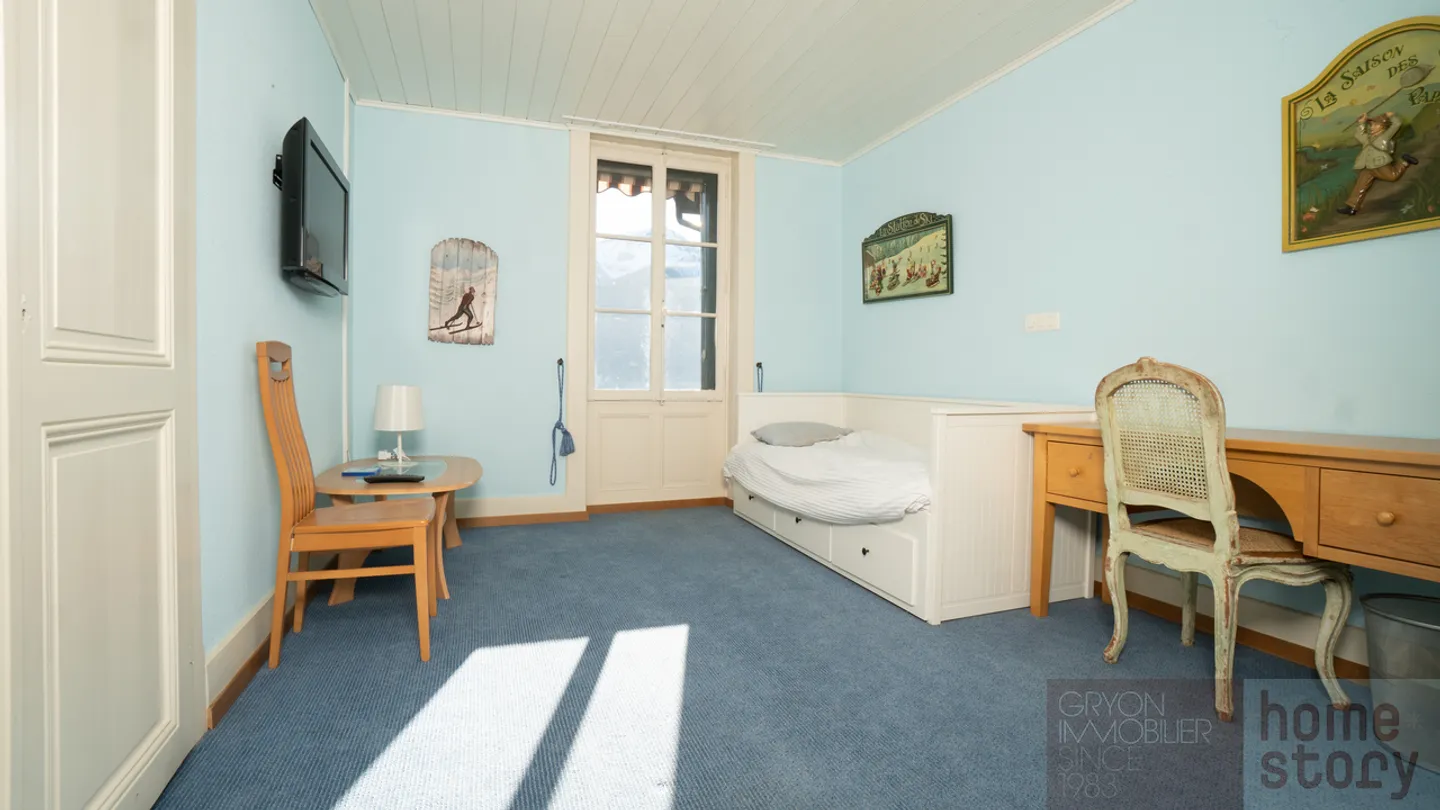 4.5 camere luminose in un ex hotel ristrutturato, centro di Gryon - Foto 10 di 13