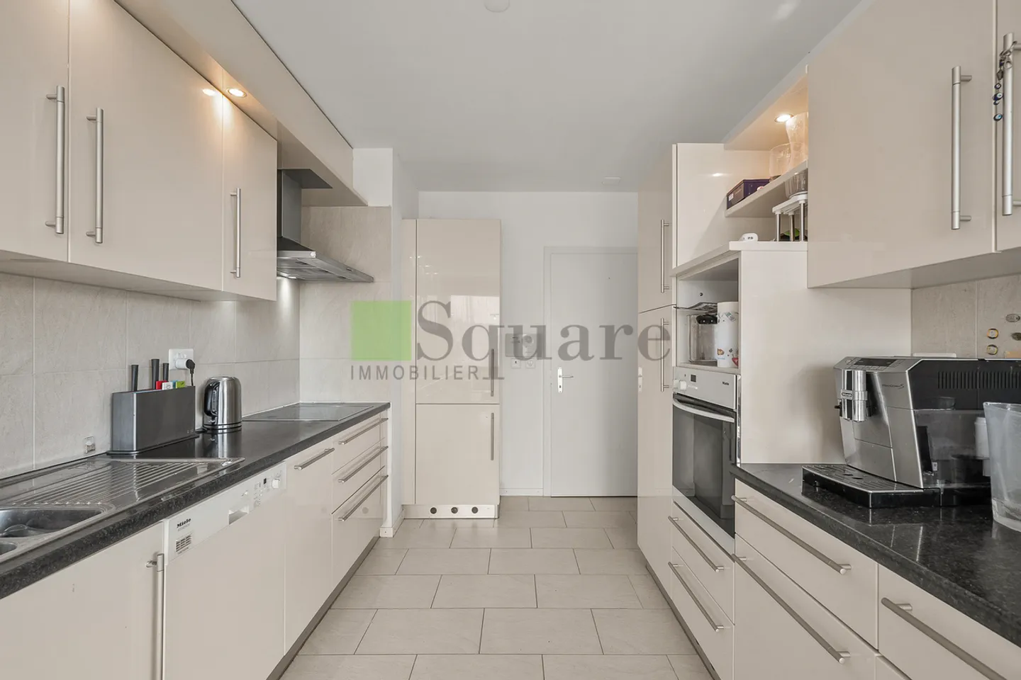 Magnifico appartamento di 4,5 stanze - Foto 3 di 13