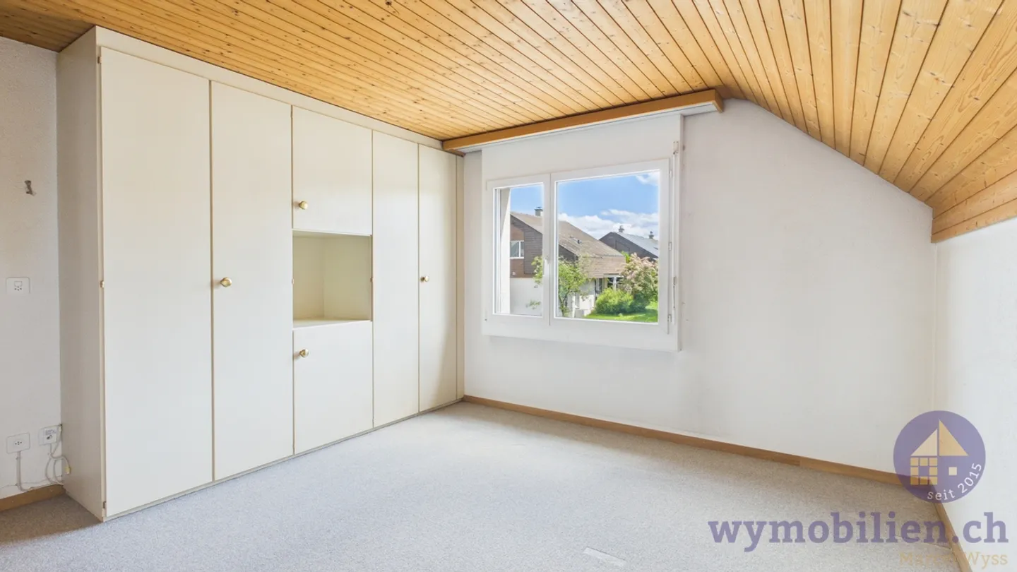 Semi-Detached House with Garden + 2 Garages in Lyssach - Photo 6 of 10