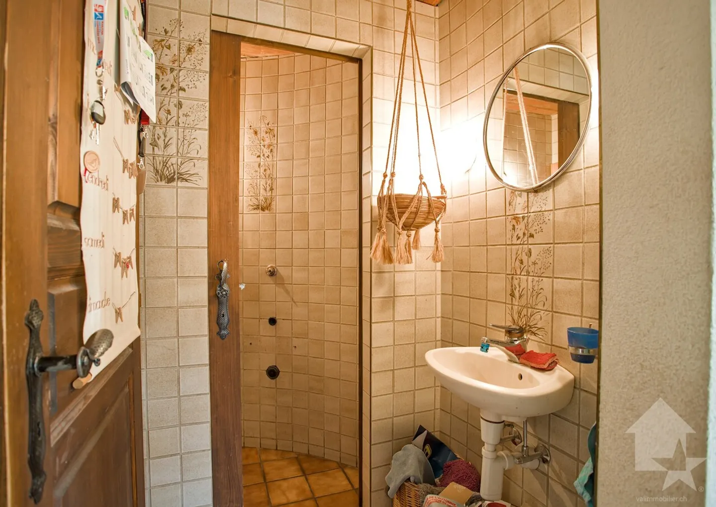 Chalet mit 5,5 Zimmern mit Charakter, 180 m2, sonnige Lage - Foto 12 von 13