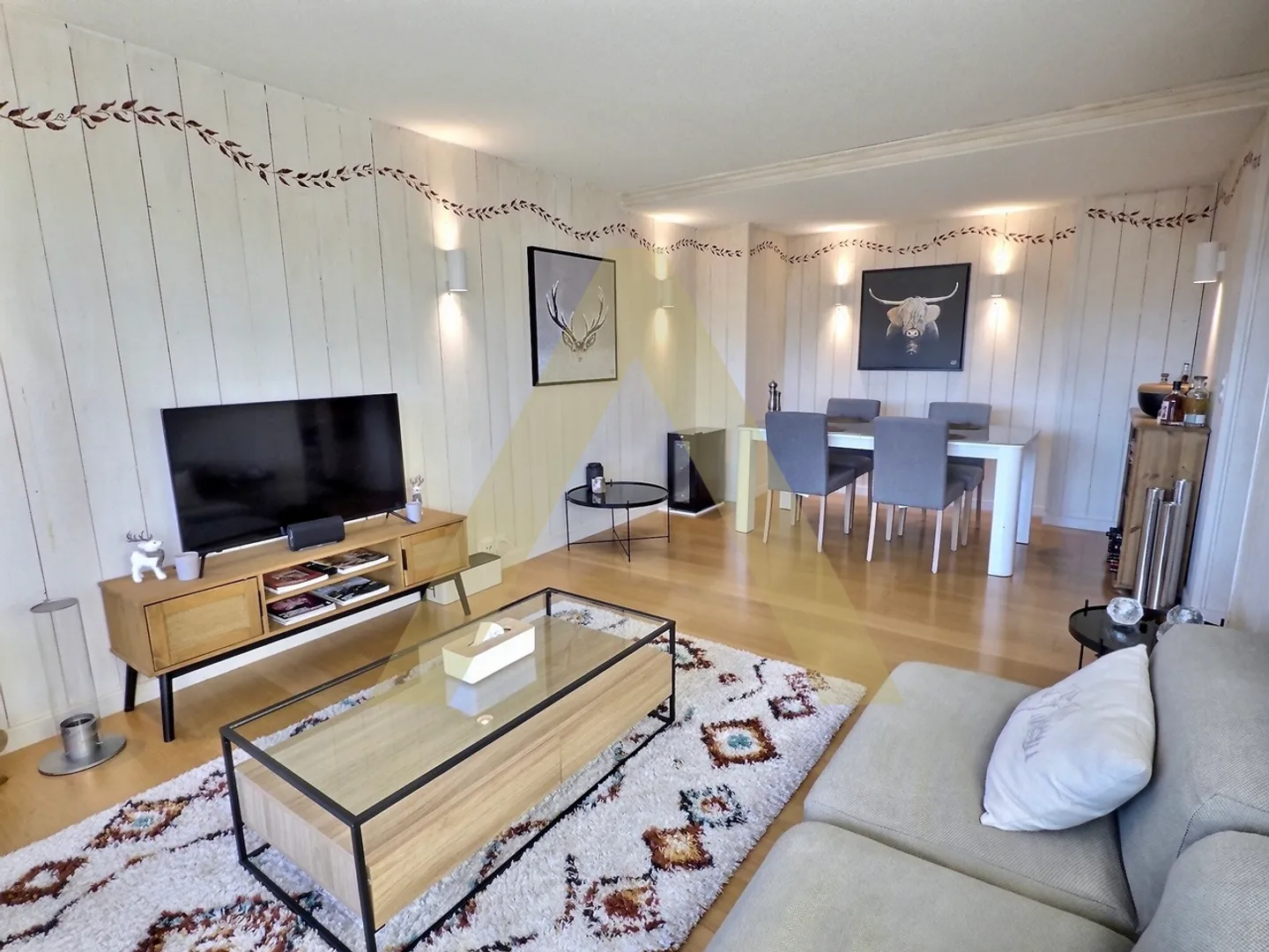 Möblierte 3,5-Zimmer-Wohnung mit großem Balkon und Zugang zum Spa - Foto 8 von 13