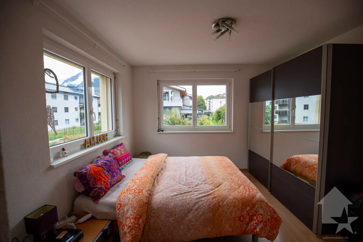 4,5-Zimmer-Wohnung mit Garage in Châteauneuf-Conthey - Foto 11 von 13