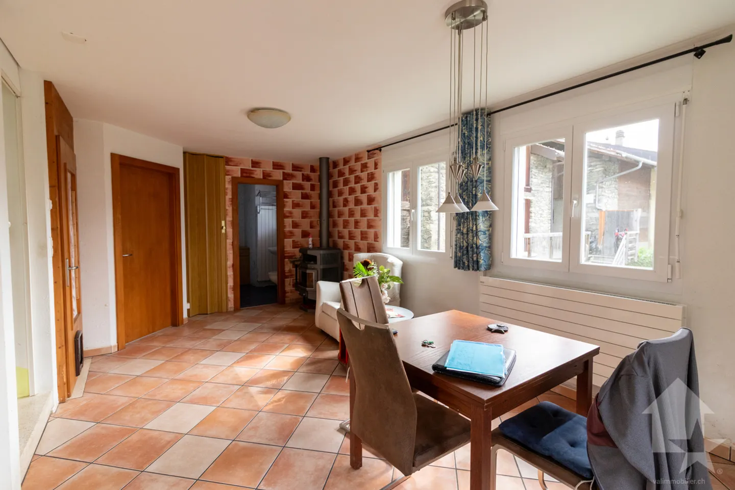 Beautiful detached house with lawn and garage - Photo 11 of 13