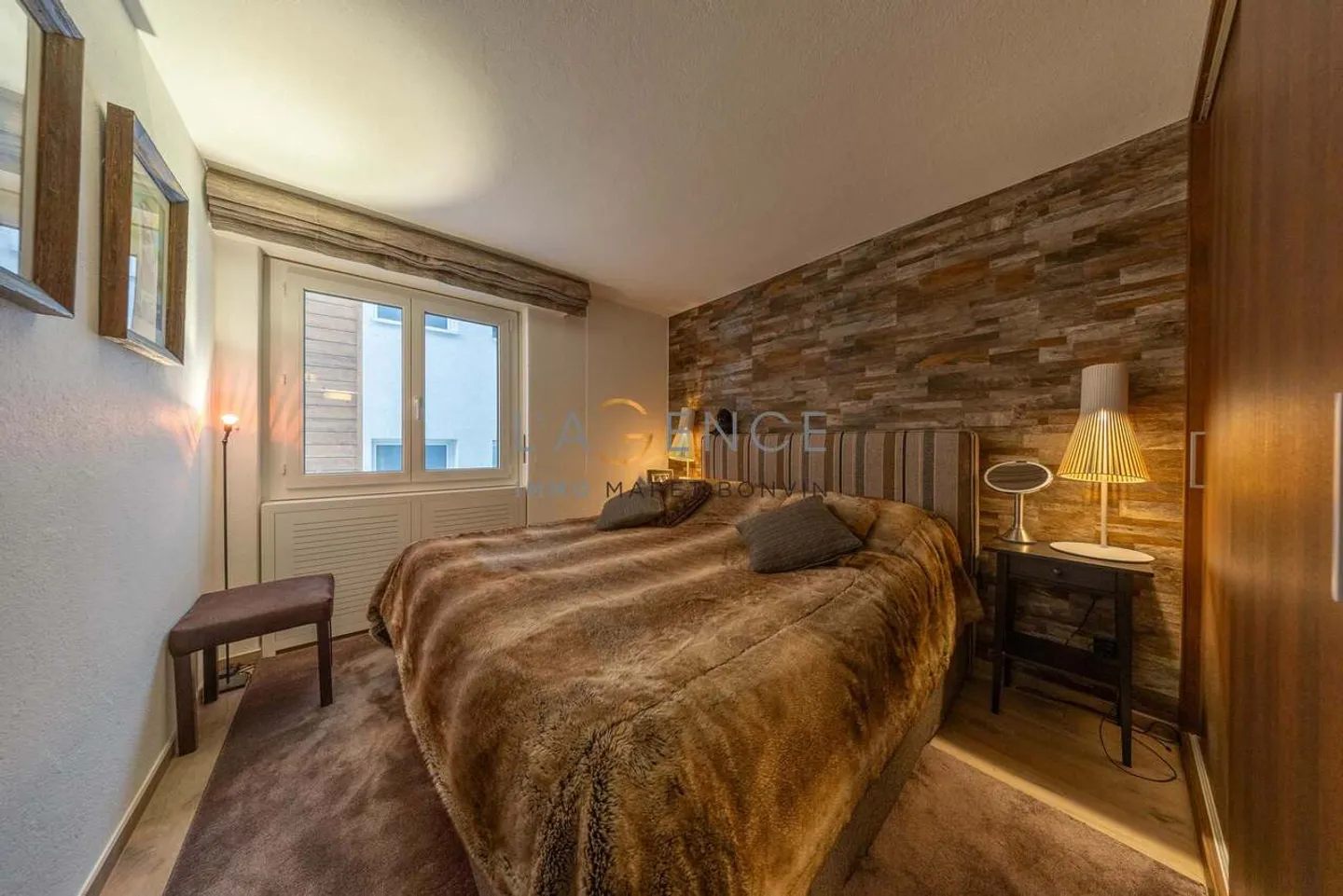 Exceptionnel - Duplex de 5.5 pièces au centre de la station - Photo 12 sur 13