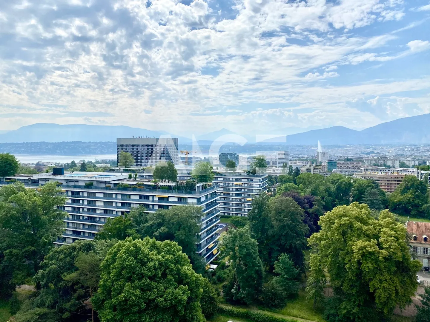 Exceptionnel appartement  avec vue panoramique proche ONU - Photo 8 sur 9