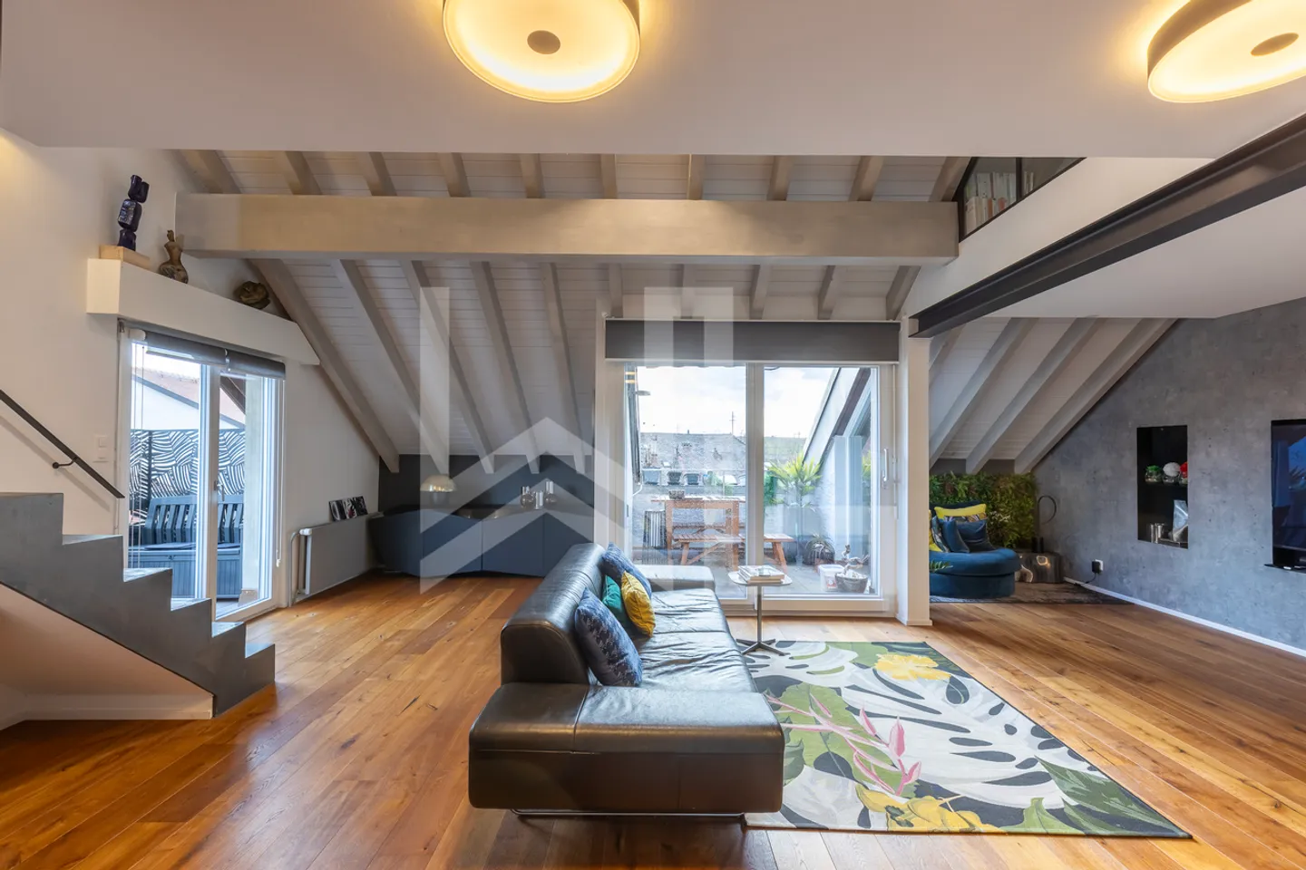 Superbe duplex entièrement rénové - Foto 6 von 9