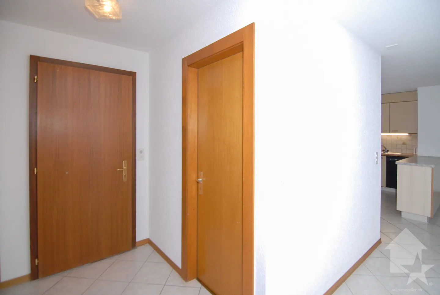 Spacious duplex apartment at the Bains de Saillon - Photo 12 of 13