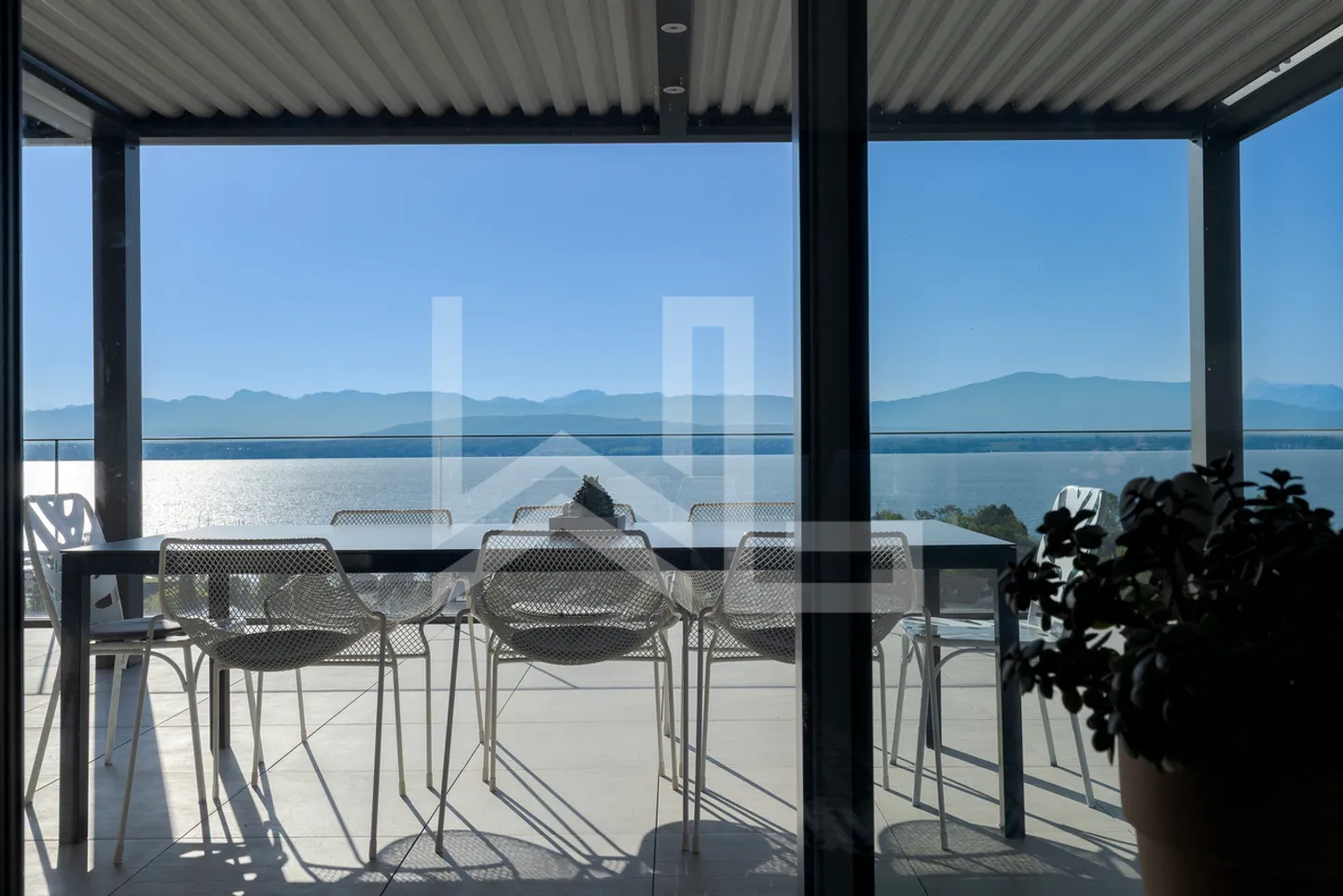Propriété contemporaine d'exception - Vue panoramique lac - Foto 11 di 13