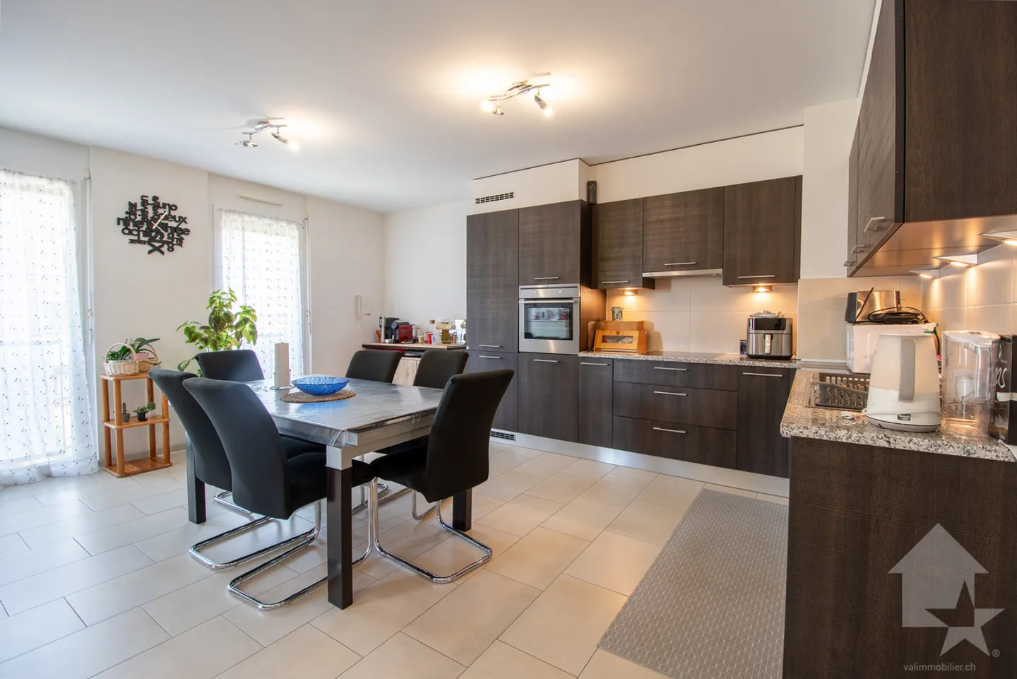 Spazioso appartamento di 120 m2 con 4,5 stanze - Foto 5 di 13