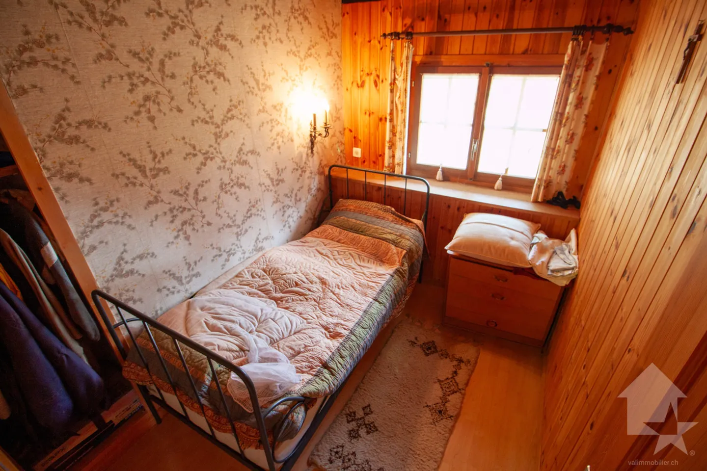 Appartement dans un petit chalet sur les Mayens de Conthey - Foto 7 di 10