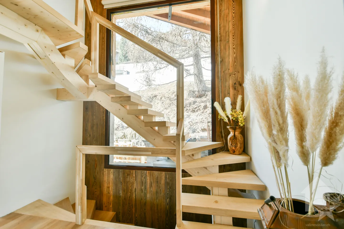 Magnifique chalet de caractère entièrement rénové - Photo 7 of 13