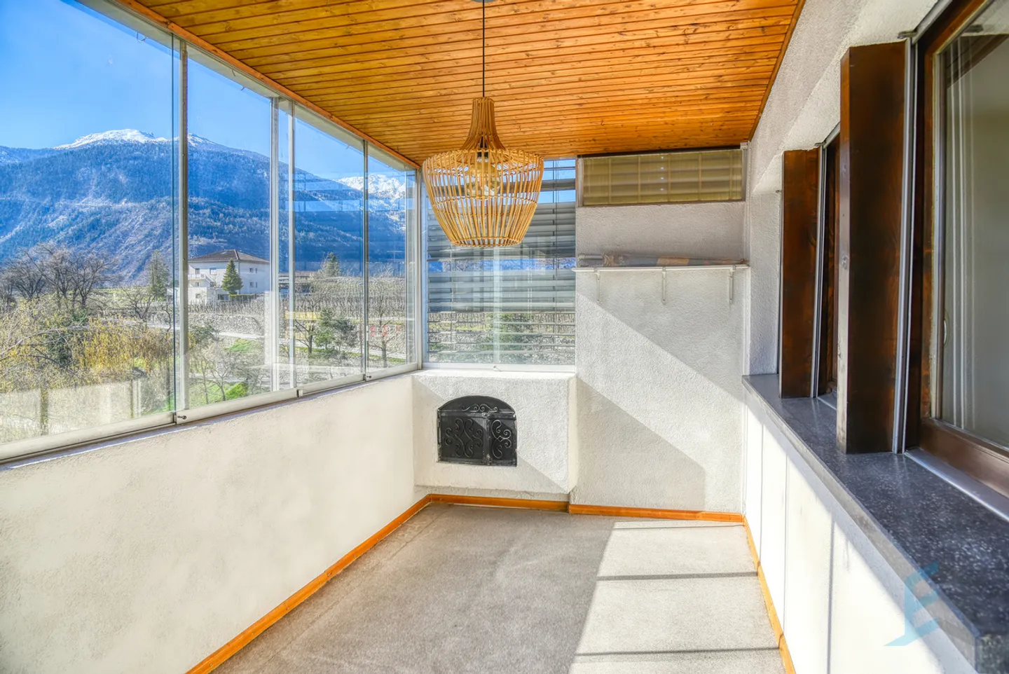 EXCLUSIVITE Spacieux appartement 4 ½ pièces à proximité du centre - Photo 10 sur 13