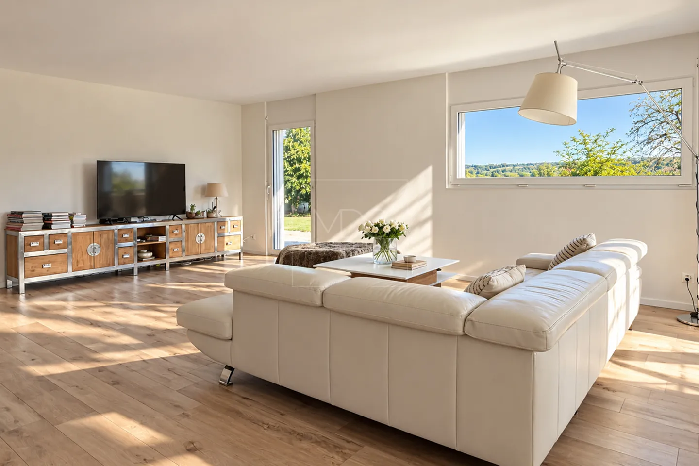Villa individuelle contemporaine avec vue dégagée à Villeneuve (FR) - Foto 3 von 13