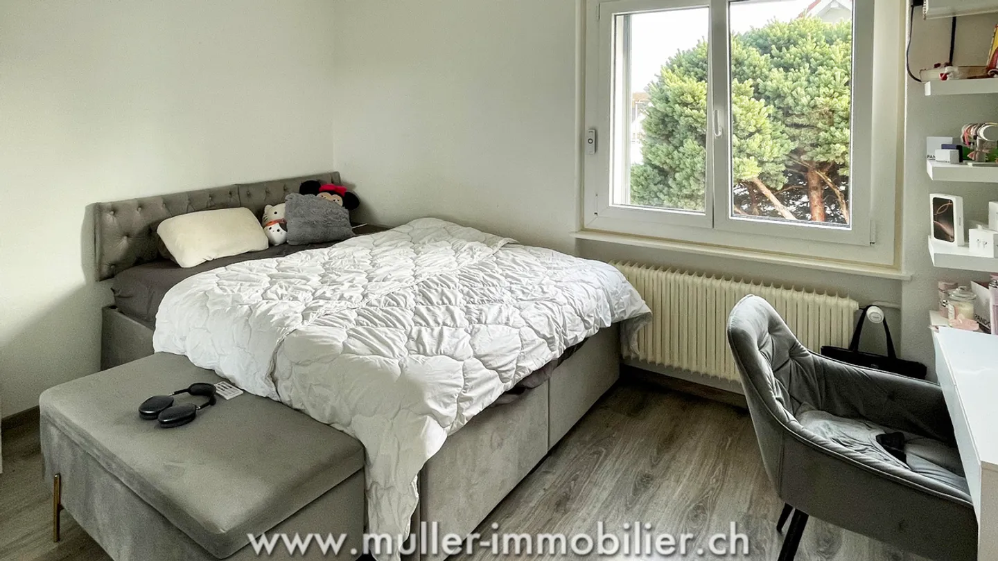 Beautiful villa with two apartments in Belfaux - Photo 8 of 13
