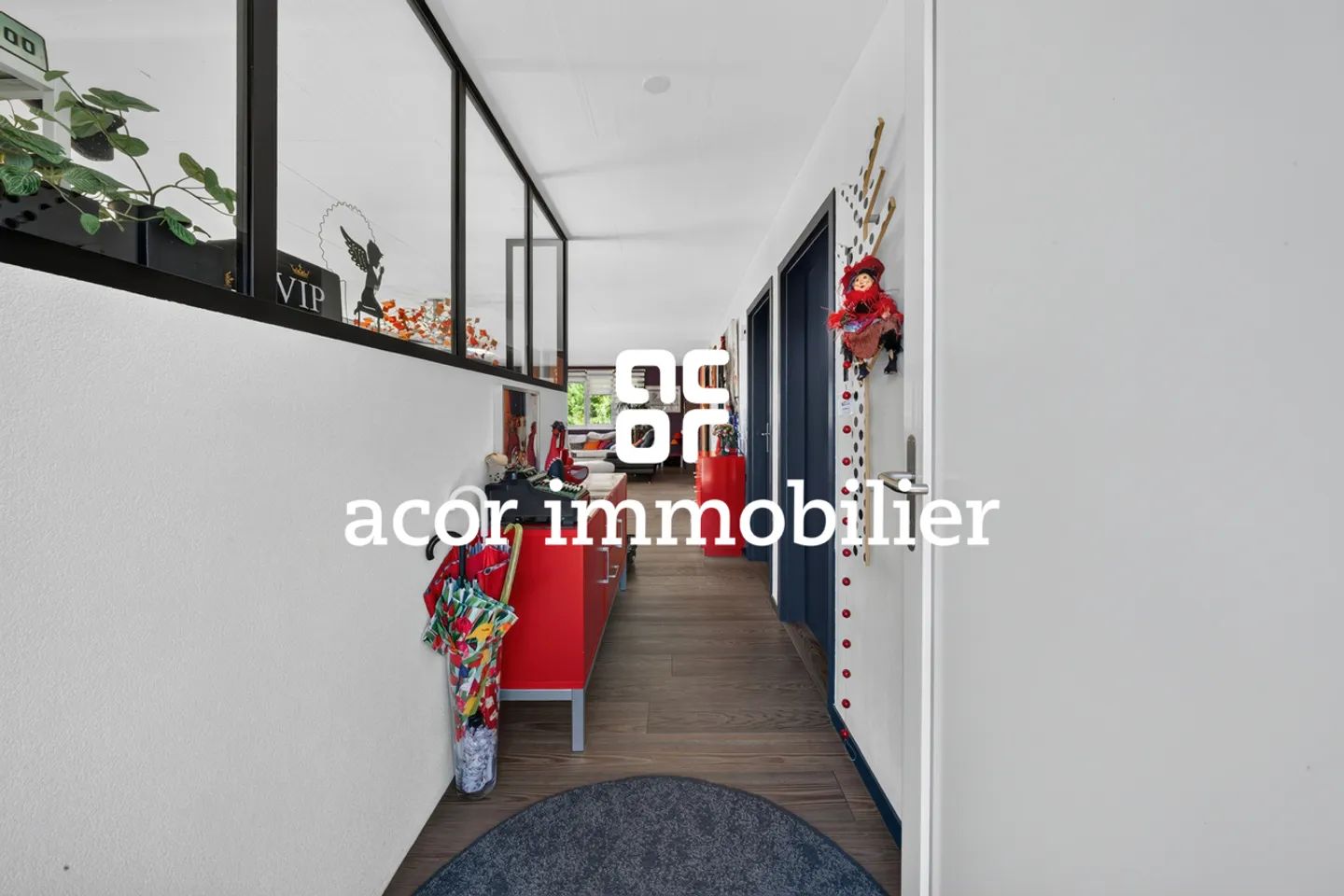 Charming 4-room apartment with panoramic view of the Vanils - Photo 4 of 10